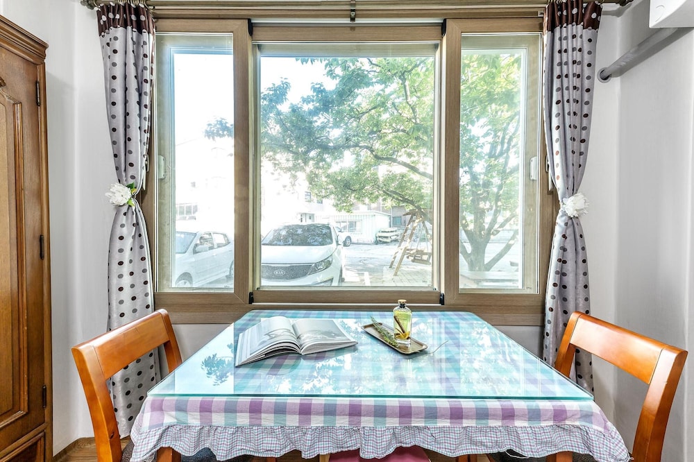 Basic Room, 2 Bedrooms (Two room A) - Photo 7