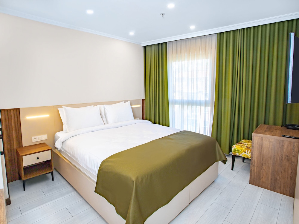 Superior Room, City View photo 2