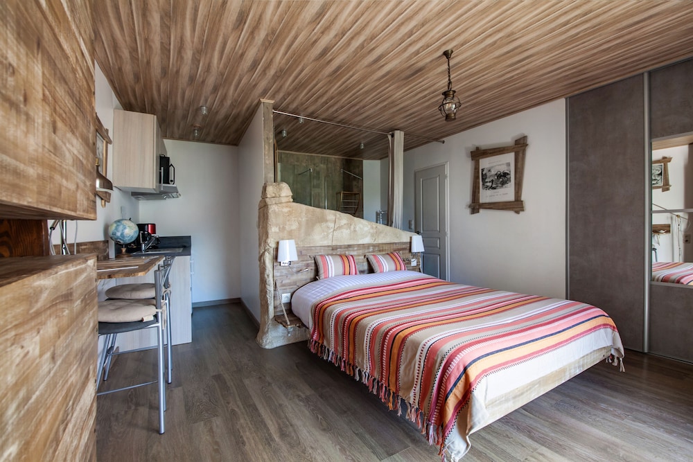 Superior Room, Terrace (Secrets de Voyages)