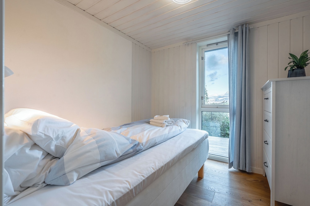 Deluxe House, 3 Bedrooms photo 2
