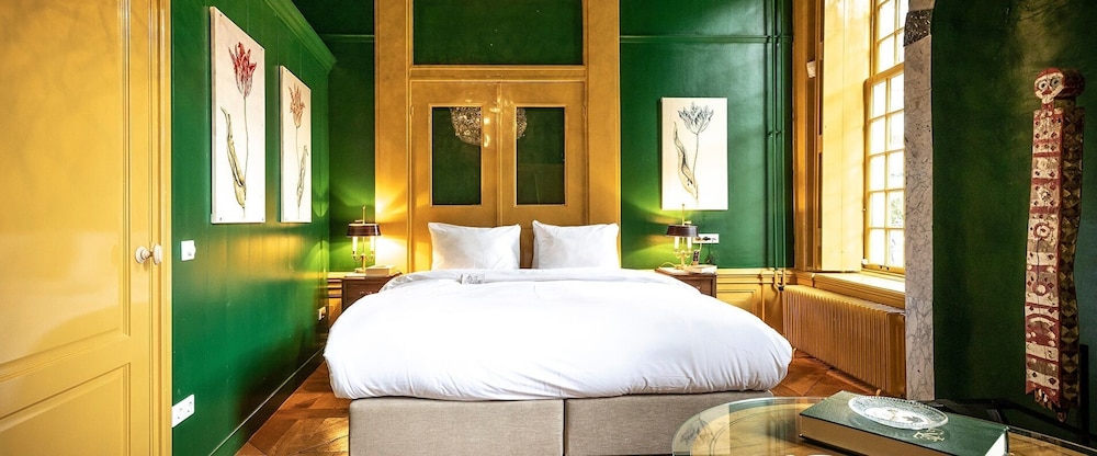 Cosy Room | .03