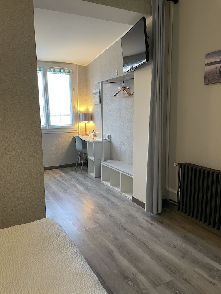 Standard Room photo 3
