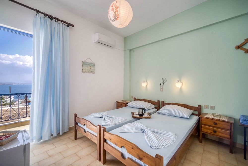 Double or Twin Room, Sea View photo 1