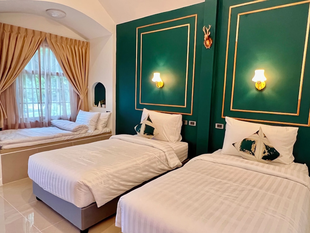 Twin Room - Photo 1