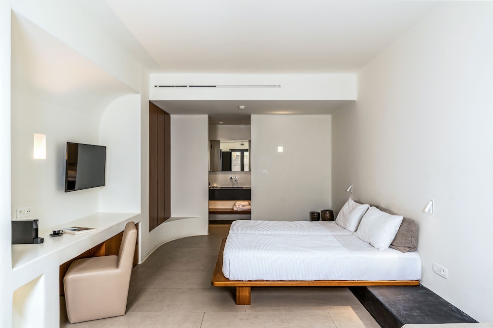 Standard Double or Twin Room - Photo 2