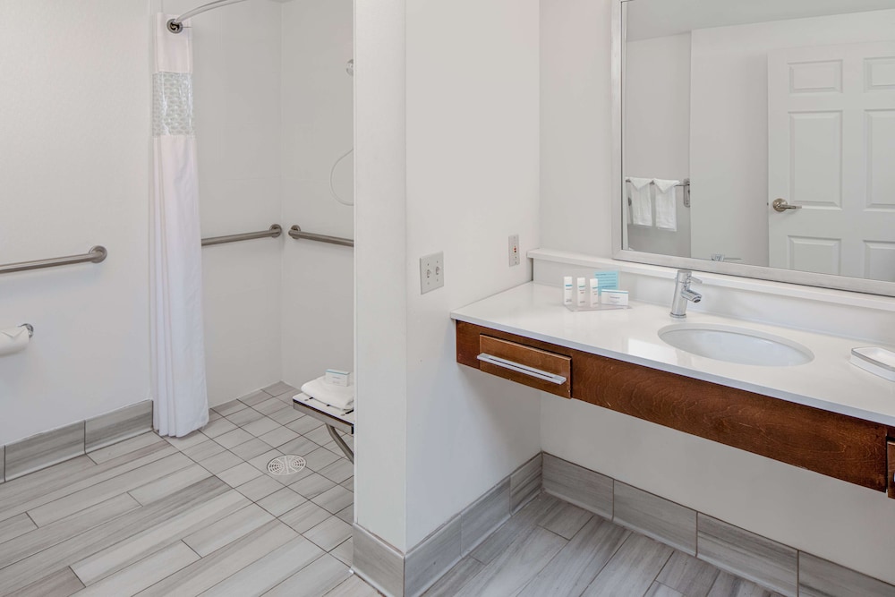 Suite, Accessible, Non Smoking - Photo 1