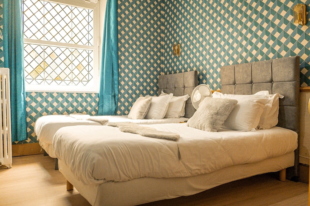 Classic Double or Twin Room photo 2