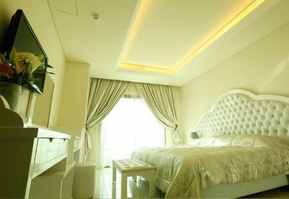 Presidential Suite photo 1