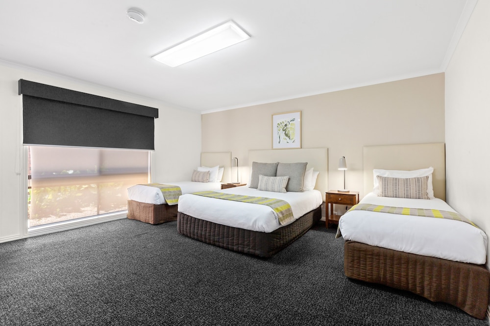 Family Suite, 2 Bedrooms - Photo 4