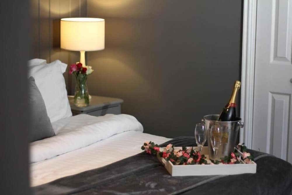 Superior Double Room, Ensuite photo 3