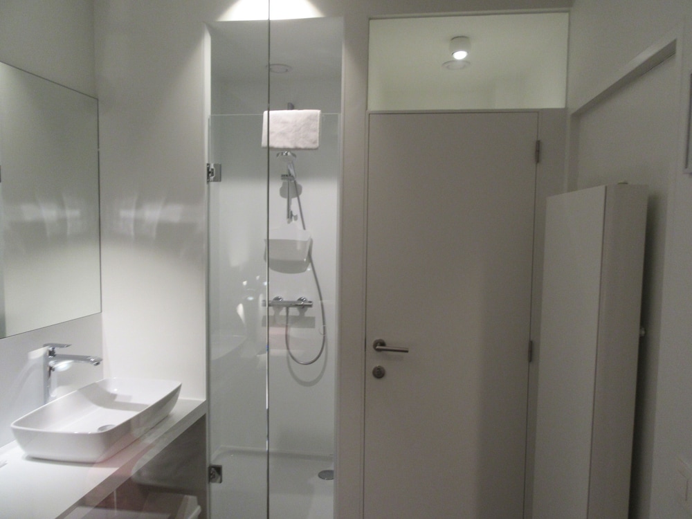 Deluxe Twin Room photo 3