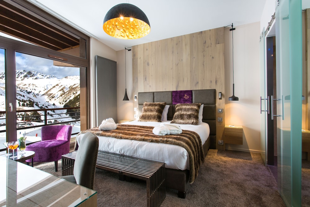 Club Room, Mountain View