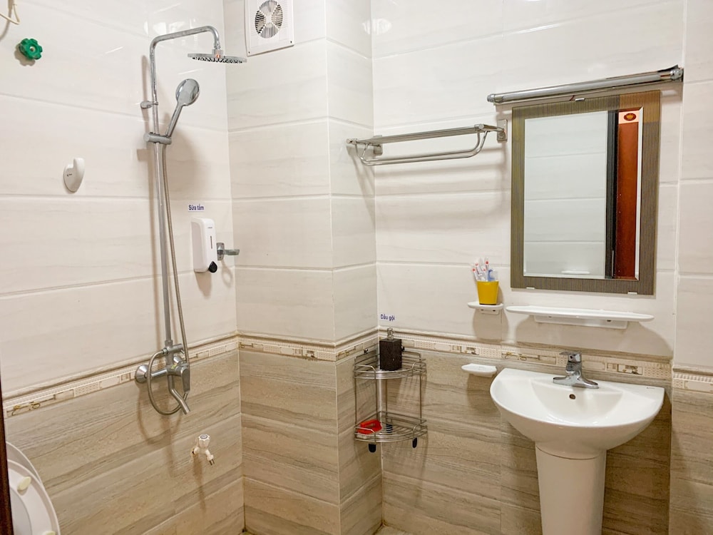 Quadruple Room, Mountain View - Photo 9