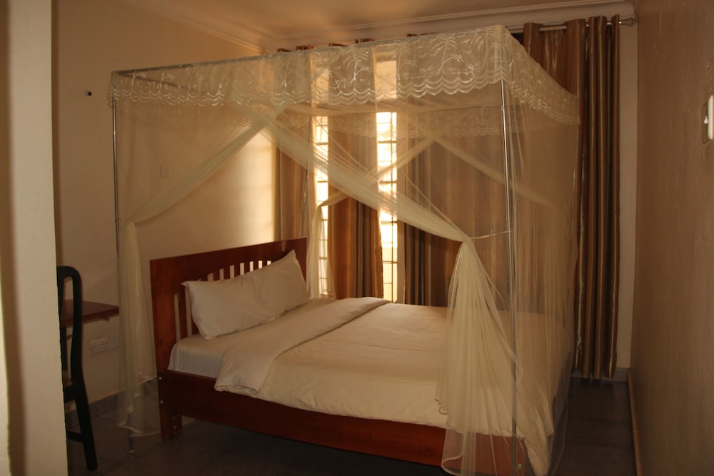 Standard Room photo 2