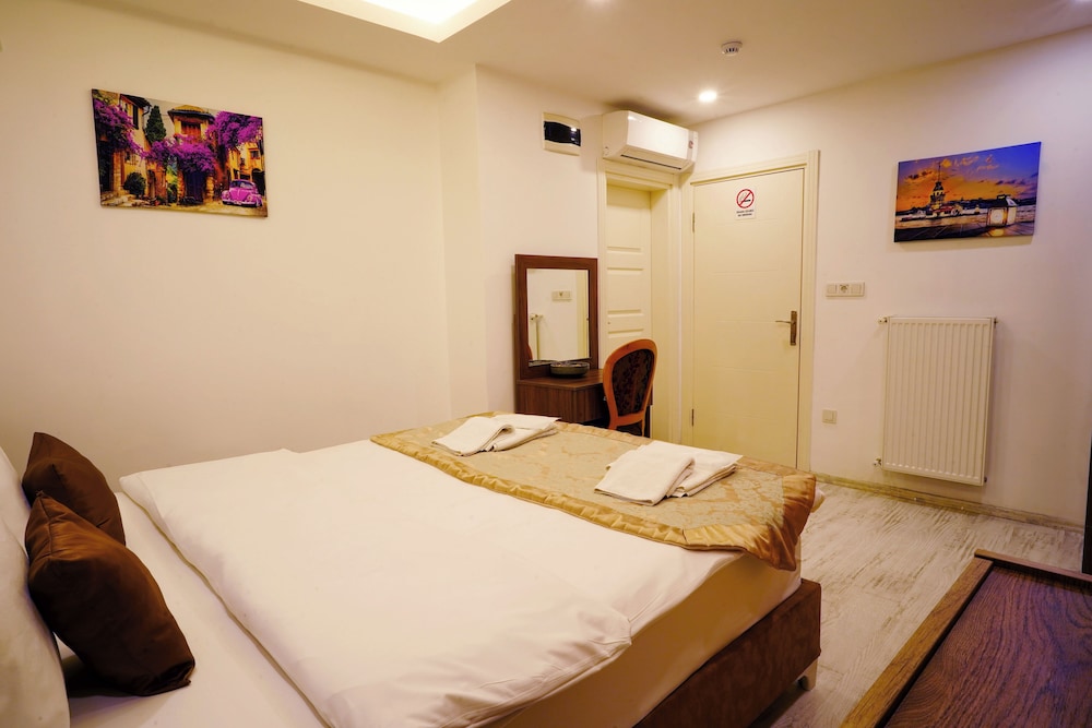 Standard Room photo 2