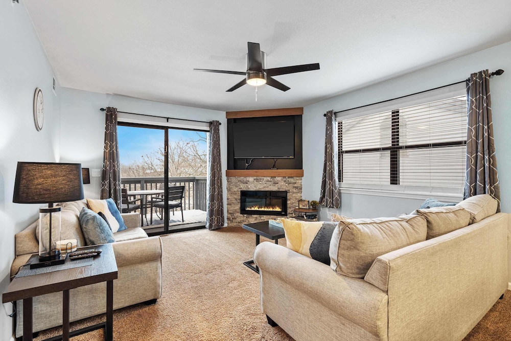 Condo, Multiple Beds, Patio, Golf View (Legacy View at Pointe )