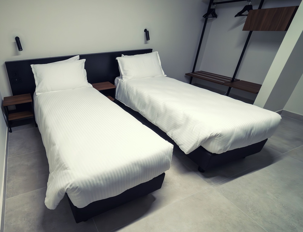 Economy Double Room photo 3