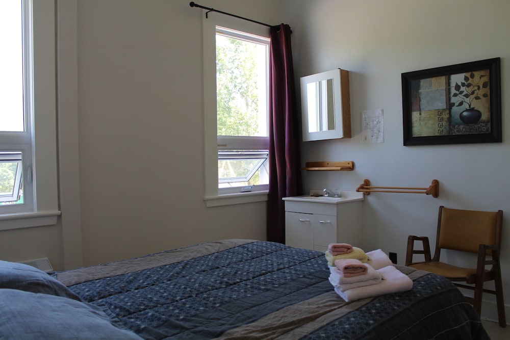 Double Room, Shared Bathroom photo 1