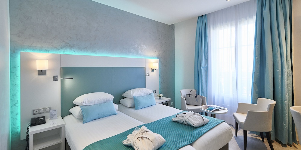 Executive Room, 2 Twin Beds, Non Smoking - Photo 5