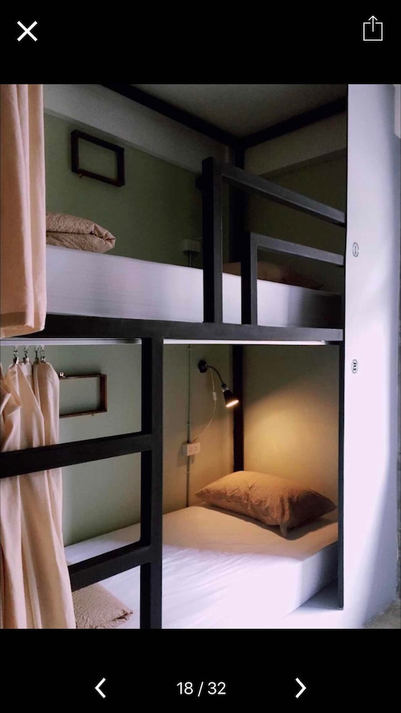 Signature Shared Dormitory, Multiple Beds, 2 Bathrooms, City View photo 2