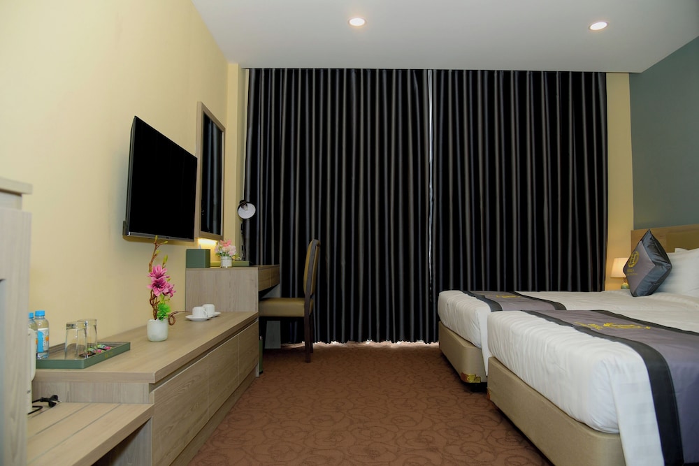 Deluxe Twin Room, City View photo 2