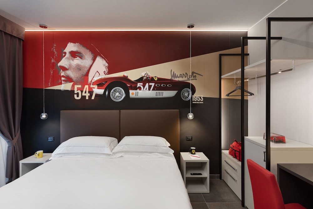 Deluxe Double Room - Photo 12