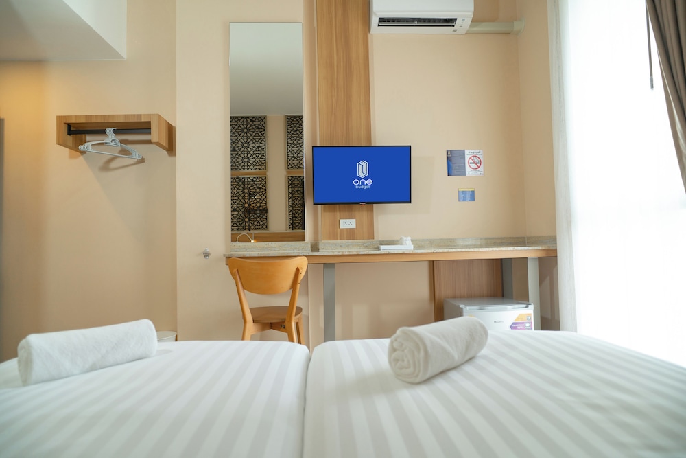 Standard Twin Room - Photo 4