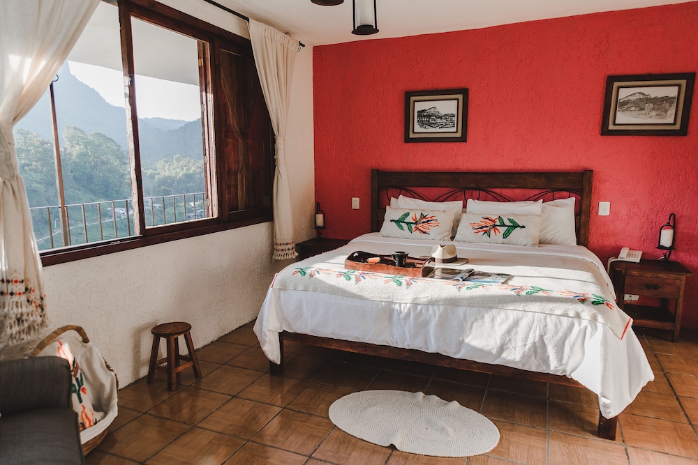 Signature Room photo 2