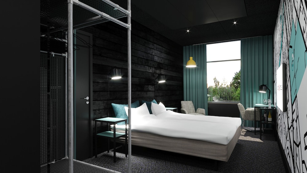 Standard Twin Room - Photo 9