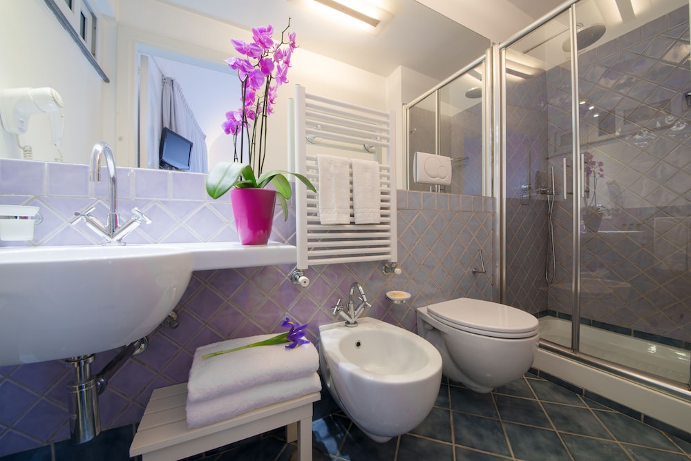 Standard Room, City View photo 2