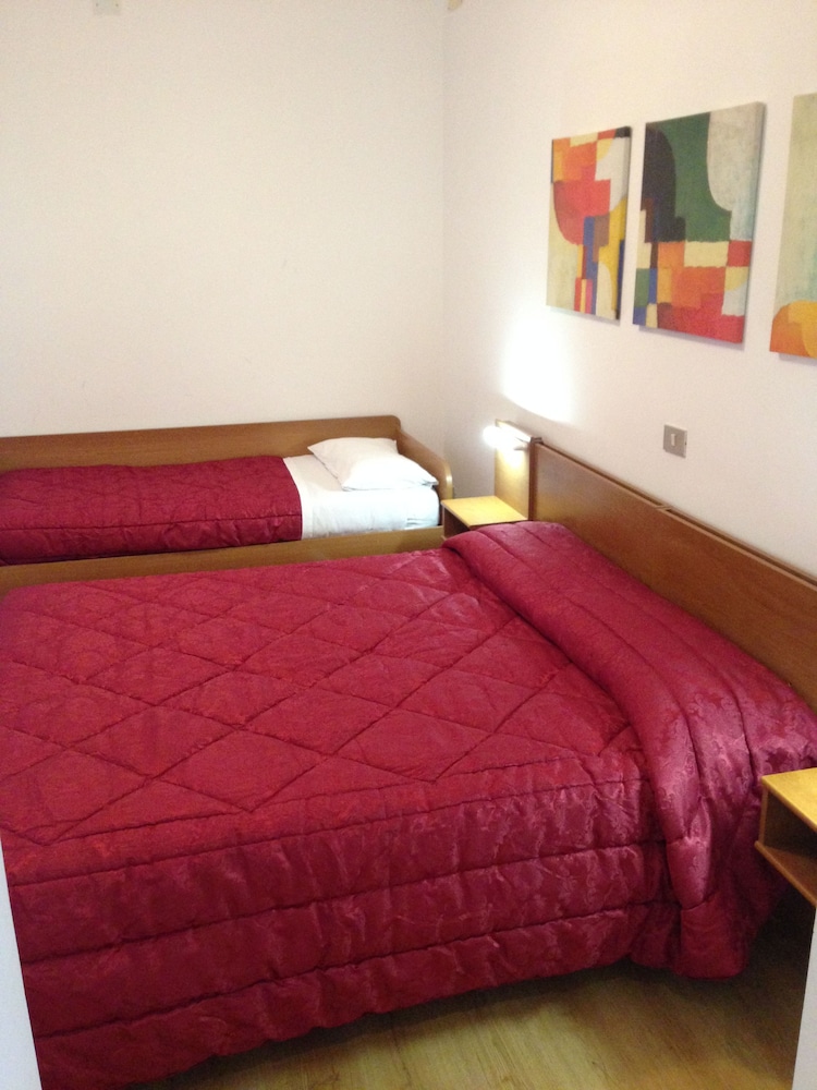 Quadruple Room photo 1