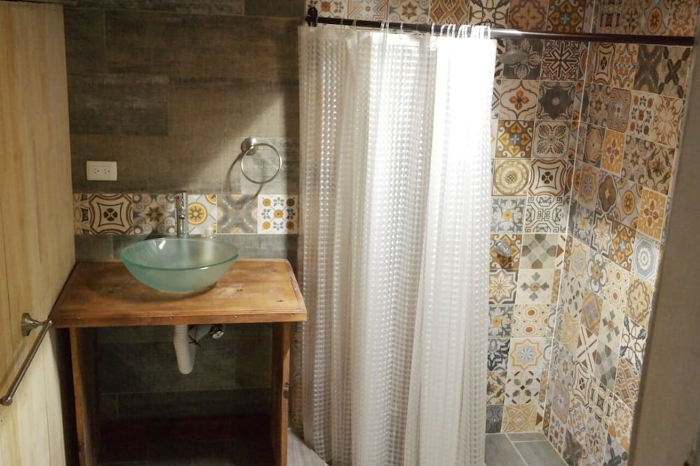 Deluxe Cabin, 1 Bedroom, Lake View photo 2