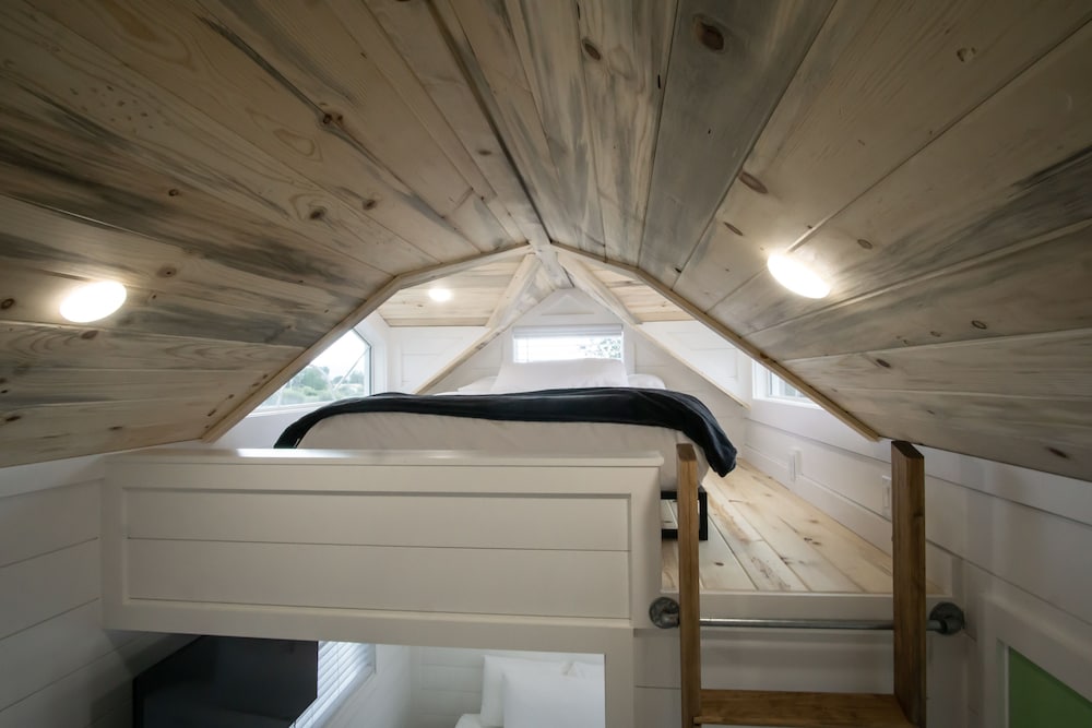 Deluxe Cabin photo 3