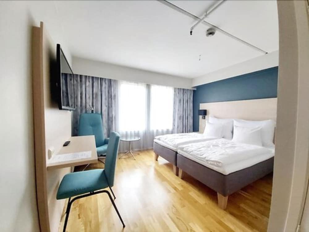 Double Room, River View - Photo 3