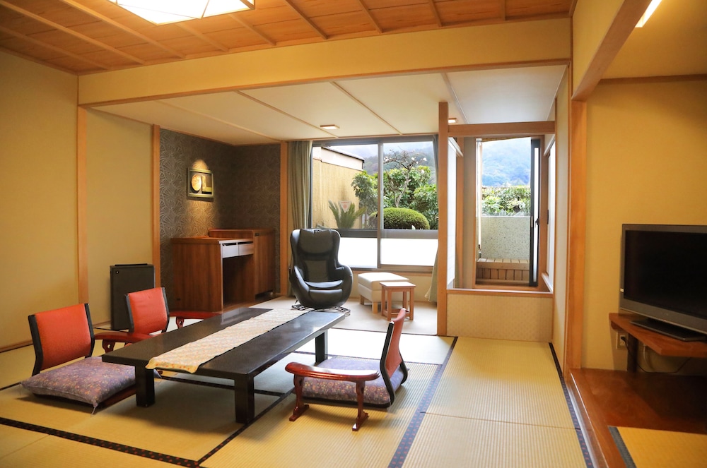 HanaKurabu-Japanese-style room, with open-air bath (Non-smoking)