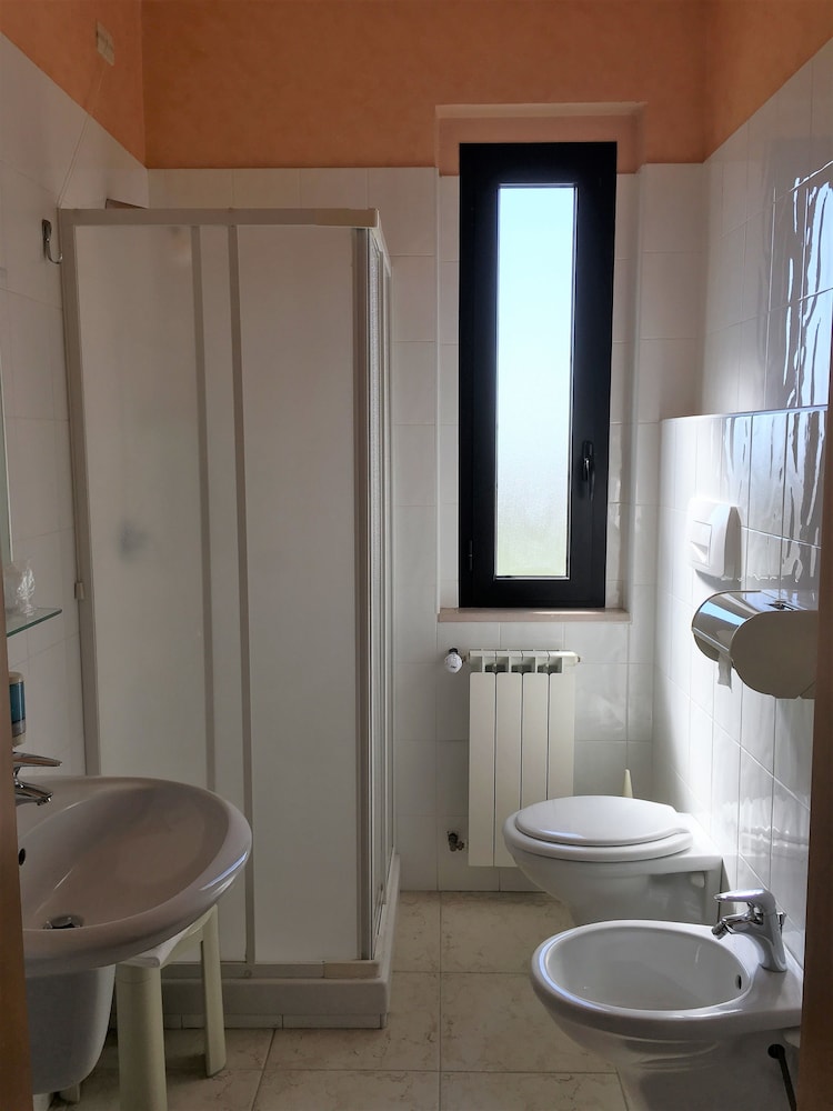 Double or Twin Room photo 2
