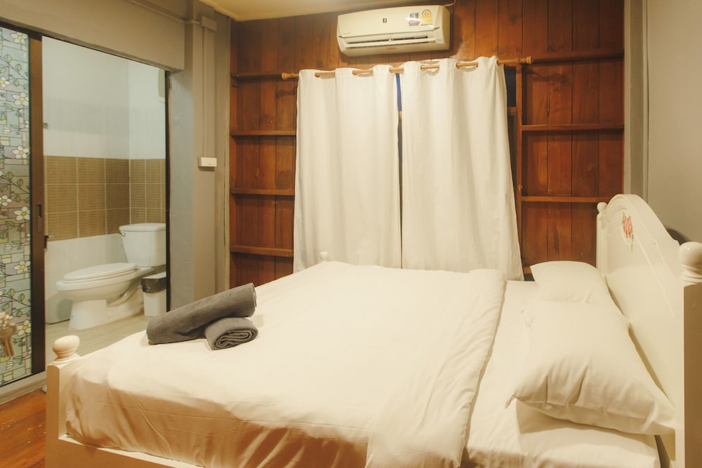 Standard Double Room - Photo 3