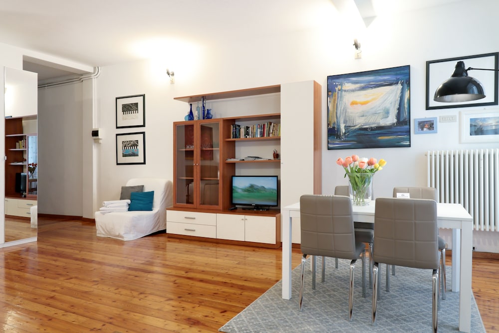 Exclusive Studio Suite