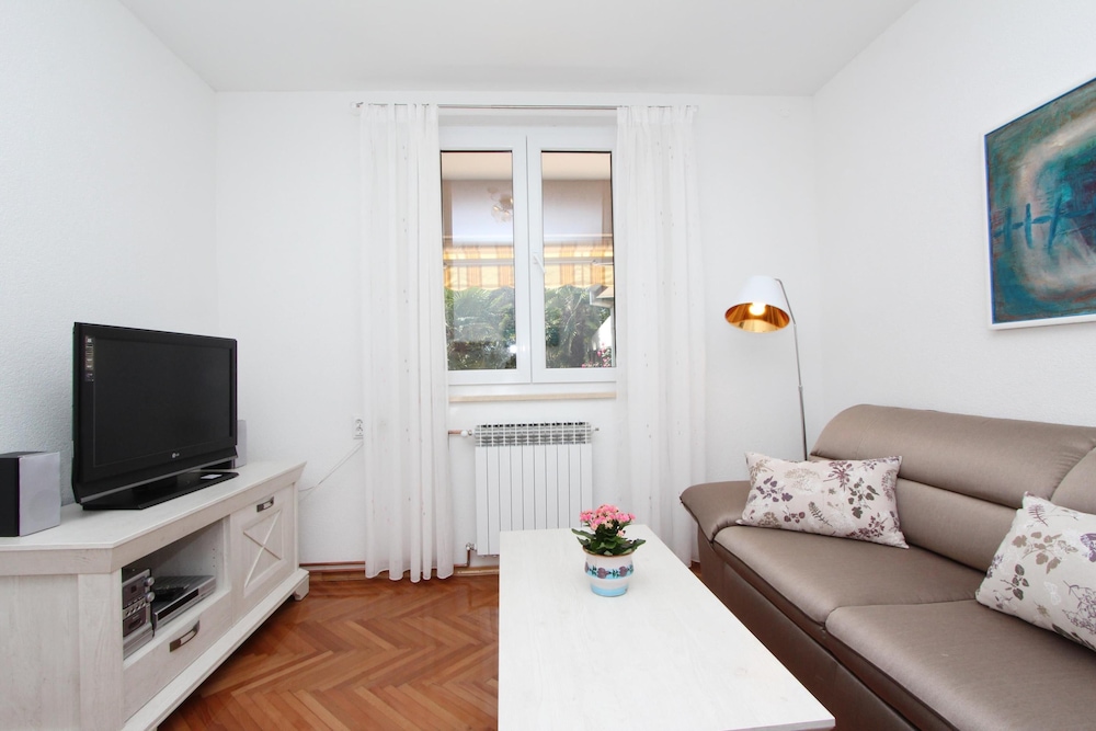 Apartment, 2 Bedrooms, Balcony