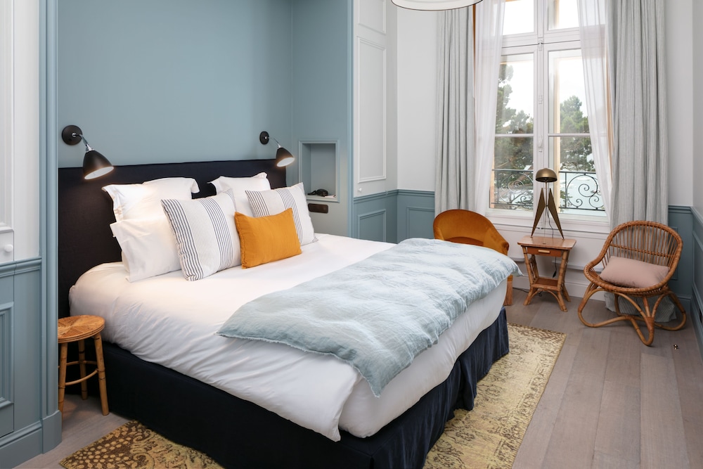 Comfort Double or Twin Room, Sea View (Main building) - Photo 1