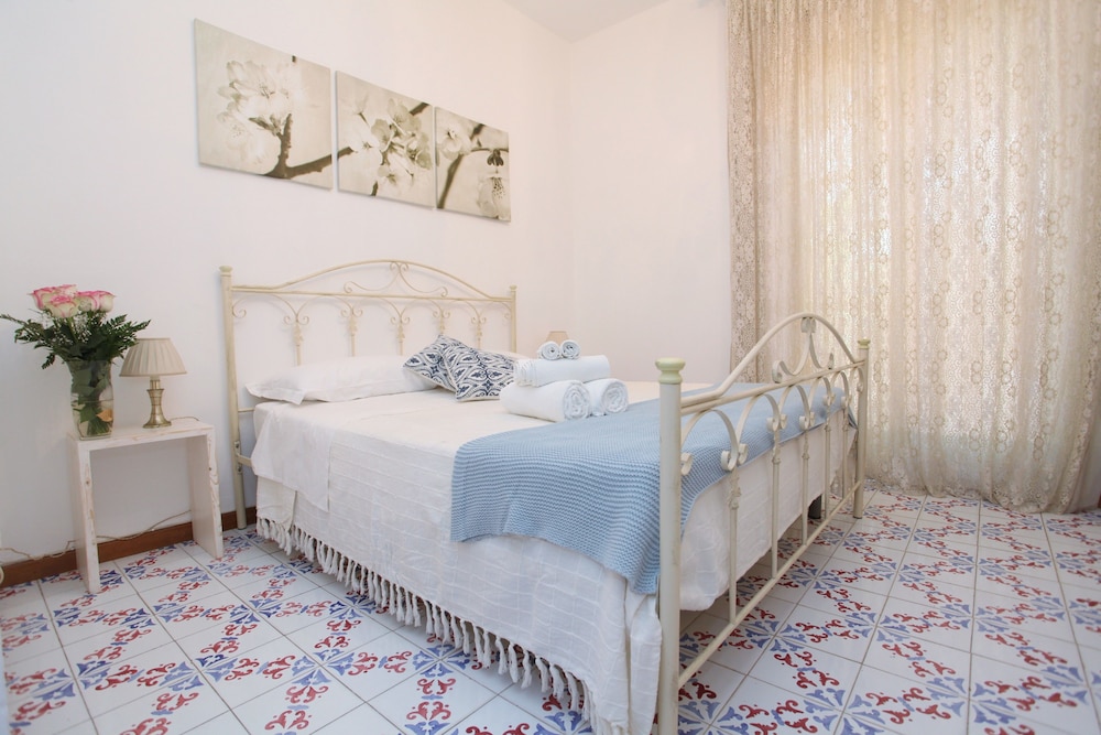 Deluxe Double Room, Garden View
