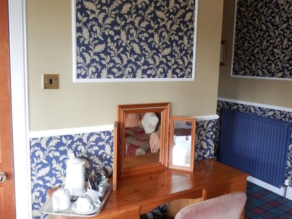 Standard Double Room, Ensuite (Four Poster) - Photo 2