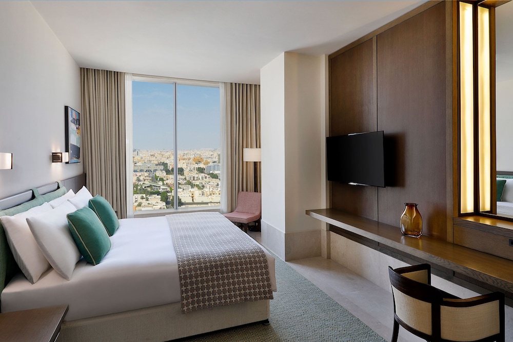 Luxury Room, 1 Bedroom thumbnail 5