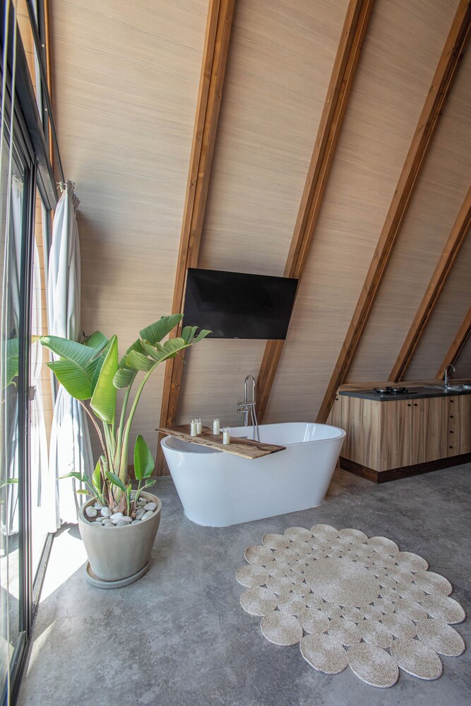 Bungalow, Sea View photo 2