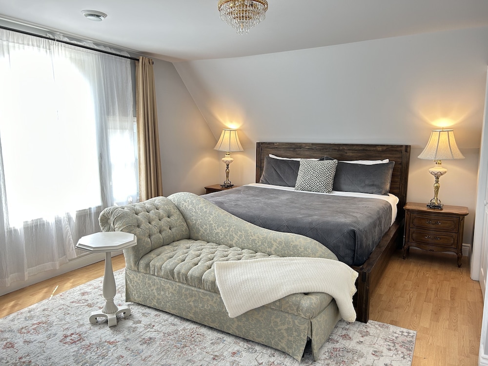Superior Suite, 1 Bedroom, Balcony, River View