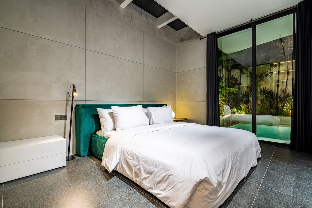 Three-bedroom Villa 8 with Private Pool photo 1