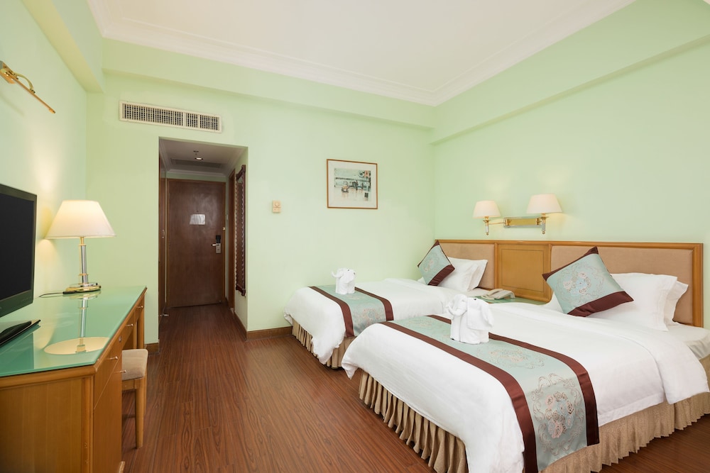 Superior Twin Room photo 2