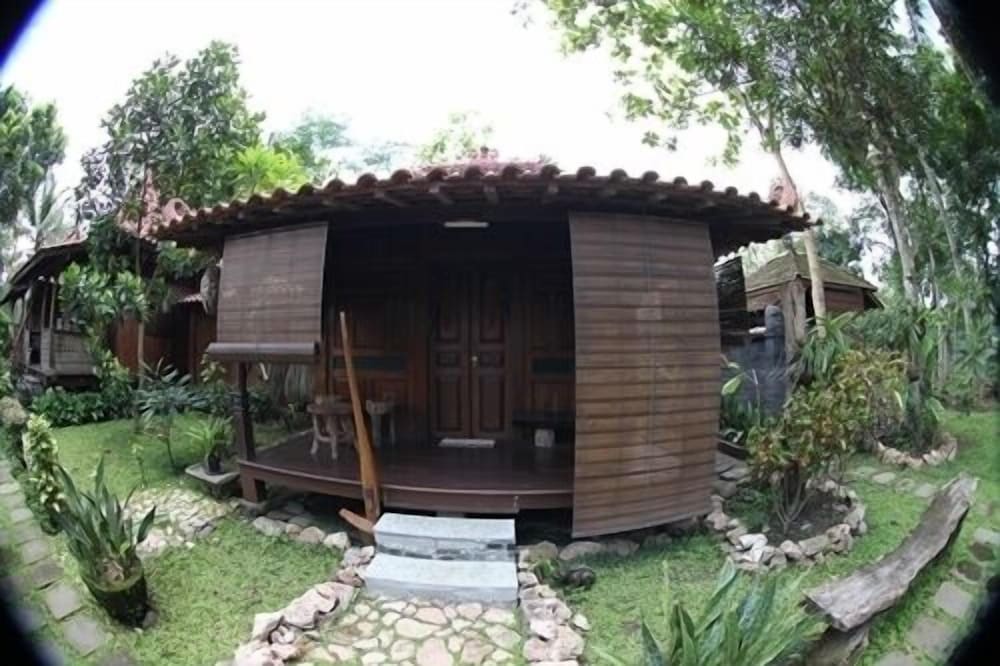 Bungalow photo 2