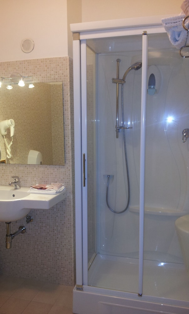 Superior Double or Twin Room photo 3