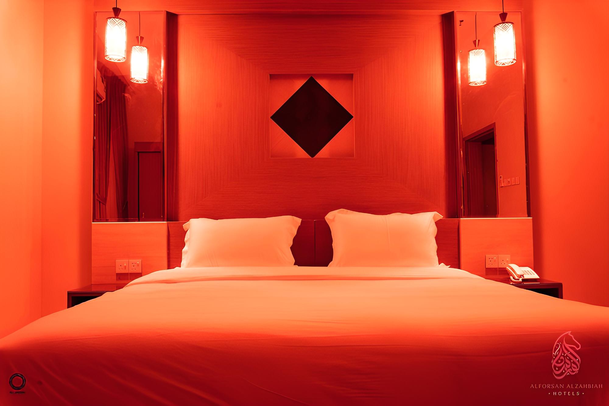 Luxury Room, 1 King Bed photo 3
